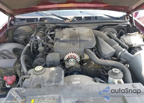 2005 Mercury Grand Marquis Gs z USA, uszkodzony, nr VIN 2MEFM74W05X641274